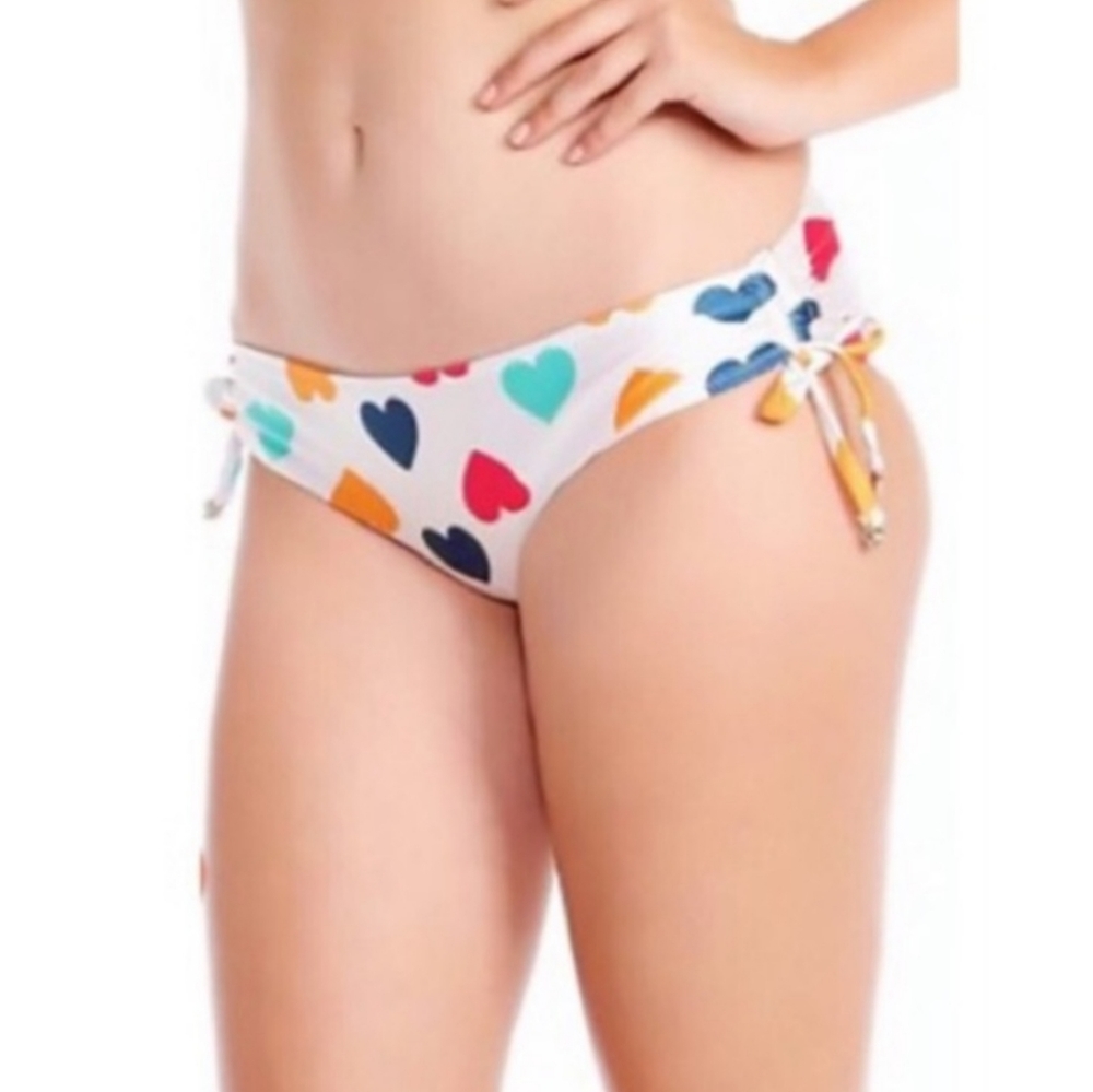 NWT WILD FOX vintage heart's runched/side bottoms